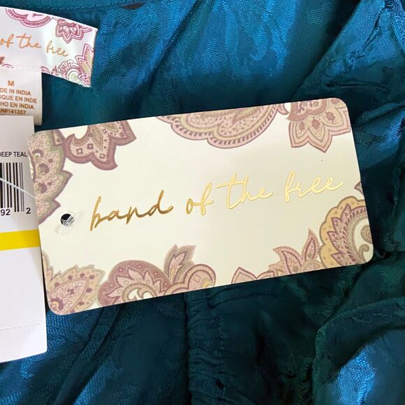 Band of the Free Camille Crossover Crop Top M Small Deep Teal Long Sleeves NWT - Picture 7 of 8